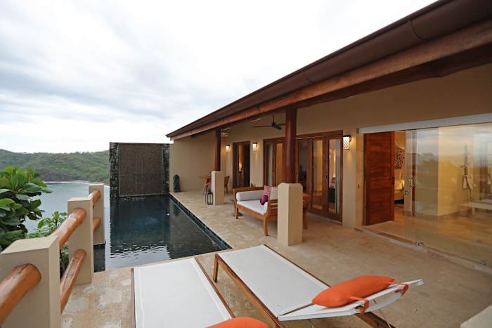 ©UVE_0687 - GALLERY.jpg